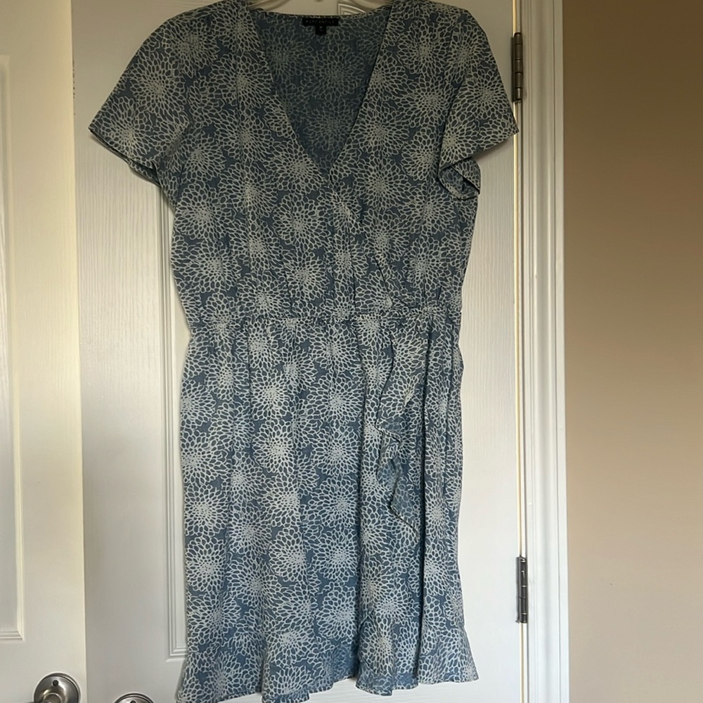 Jcrew Mercantile chambray flower design dress